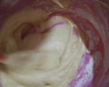 A picture of step 4 of Semi naked vanilla cake.