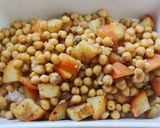 A picture of step 6 of Papdi Chaat.