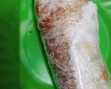Hình bước làm 4 của món Tai heo cuộn trứng muối