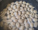 Foto del paso 4 de la receta: Ñoquis de lentejas