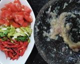 Foto langkah ke 2 dari resep Pepes Tahu Telur Asin.