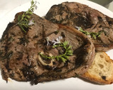 Foto del paso 6 de la receta: Carne en adobo de hierbas, al carbón de leña de algarrobo