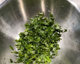Foto del paso 4 de la receta: Salsa de berenjenas, aceitunas y albahaca para pasta