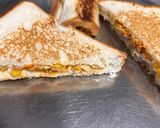 A picture of step 3 of Cheese spread roll.