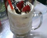 รูปขั้นตอนการทำที่ 3 ของ รูทเบียร์ โฟลท : Root Beer Float