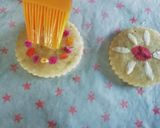 Foto del paso 7 de la receta: Galletas con flores y aroma a limón