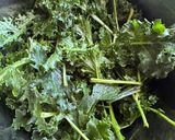 羽衣甘藍健康脆片（Kale Chips)的食譜步驟2照片