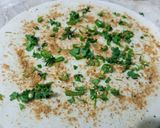 A picture of step 2 of Khasta Masalay dar paratha.