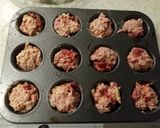 A picture of step 5 of Strawberry Cheese Cake Scoons.