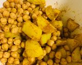 A picture of step 2 of Mix plate Chana Chat.