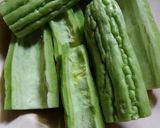 Foto langkah ke 1 dari resep Sayur pare.