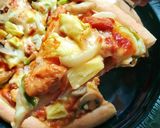Gambar langkah 13 resipi Hawaiian Pizza 🍕🍍.
