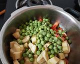 A picture of step 2 of Cauliflower and raw banana sabzi.