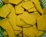 A picture of step 1 of Pumpkin Peanut Sweet Soup.
