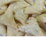 સમોસા (Samosa Recipe in Gujarati) રેસીપી સ્ટેપ2ફોટો