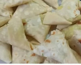 સમોસા (Samosa Recipe in Gujarati) રેસીપી સ્ટેપ2ફોટો