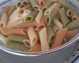 Foto del paso 1 de la receta: Ensalada de pasta con atún