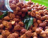 A picture of step 5 of Peanut pakodi.