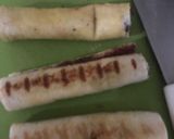 Foto langkah ke 3 dari resep Roti bakar potong gulung.