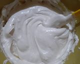 Foto langkah ke 3 dari resep Zebra Cake Putih Telur.