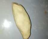 A picture of step 5 of Fried potato pocket buns.