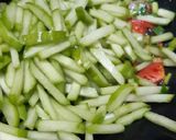 Foto langkah ke 5 dari resep Tumis Labu Siam.