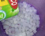 Foto langkah ke 1 dari resep Es Susu Nata De Coco.