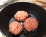 A picture of step 3 of Cheese in Hamburg Steak.