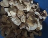 Foto langkah ke 1 dari resep Rawon daging ayam.