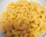 Mac & cheese - paradicsomos verzióban 🍅🧀🍝 recept fázis 1 fotója