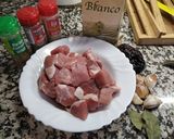Foto del paso 1 de la receta Lomo con ajos y patatas