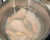 Foto langkah ke 1 dari resep Ayam Kuah Angkak.
