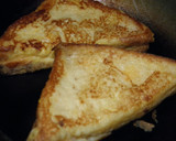 Foto del paso 2 de la receta: Tostada francesa rellena con queso y nuez