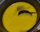 Foto langkah ke 3 dari resep Bubur Ayam Kaldu Kuning (Nasi Sisa).