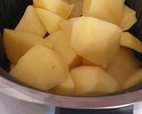 Foto del paso 2 de la receta: Emblanco de pescado Thermomix y puré para la pequeña de casa
