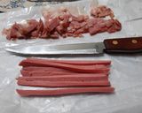 Foto del paso 1 de la receta: Tirabuzones (fideos con panceta y queso azul)