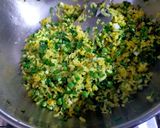 A picture of step 2 of Matar Poha.