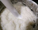 A picture of step 1 of ખીર પૂરી.