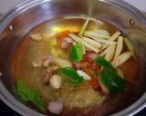 รูปขั้นตอนการทำที่ 2 ของ ไก่ต้มขมิ้น