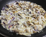 Foto del paso 6 de la receta: Coquinas al ajillo de Isla Canela⛱️