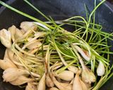 Hình bước làm 3 của món Bò Xào Củ Kiệu Tươi