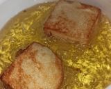 Foto langkah ke 3 dari resep Roti goreng isi pisang.