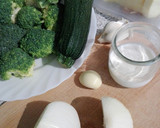 Foto del paso 1 de la receta: Crema de calabacín y brócoli