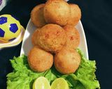 A picture of step 3 of Crispy potato and cheese balls.