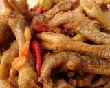 Foto langkah ke 8 dari resep Ceker ayam kecap pedas.