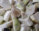 A picture of step 4 of Ghiya chicken.