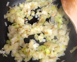Foto del paso 3 de la receta: Pastel de puerros y calabacín