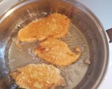 Egyszerű bundában készült, mustáros, csirkemell szeletek recept fázis 4 fotója