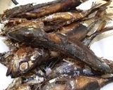 Foto langkah ke 1 dari resep Ikan Asap Bumbu Seraten.