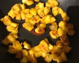 Foto del paso 2 de la receta: Tortilla de huevo con plátano maduro